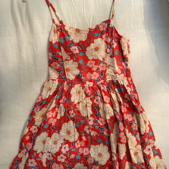 EUC. Aerie Floral Red and Pink mini Dress Sz xsm - Picture 1 of 7